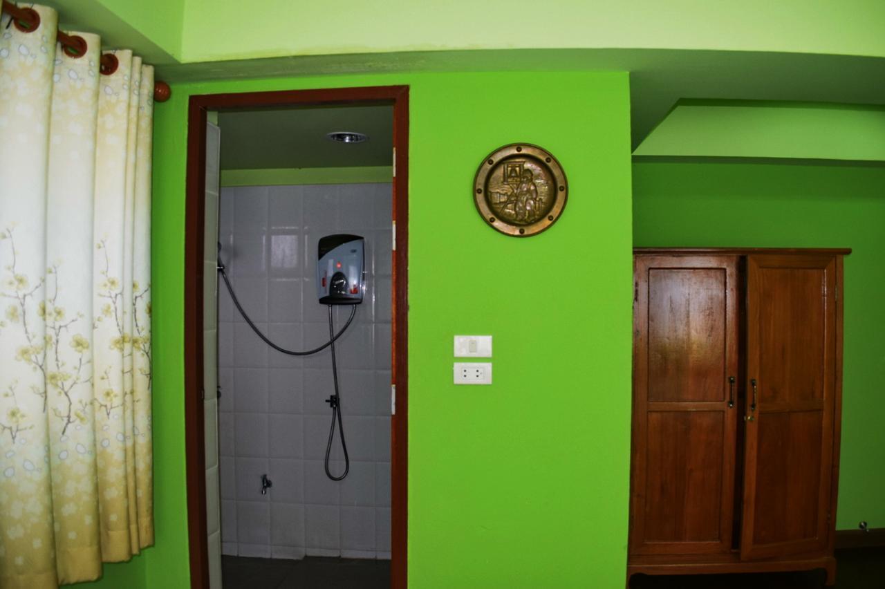 Room To Let Chiang Mai Exterior foto